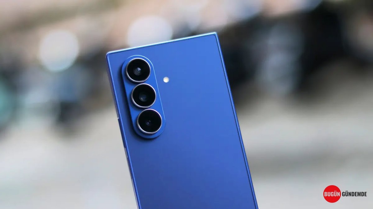 Samsung'dan Katlanabilir Devrim Yolda: Z Flip 8 ve Z Fold 8 Tarih Verdi! Akıllı Gözlükler de Sahneye Çıkıyor!