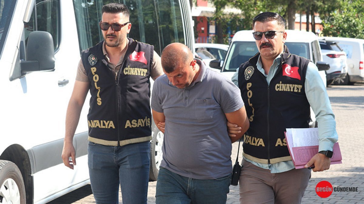Kahvaltı Masasında Kıyamet: Tayin Meselesi Kanlı Bitti! Eş ve Kayınpederini Vuran Öğretmenin Tüyler Ürperten İfadesi Ortaya Çıktı!