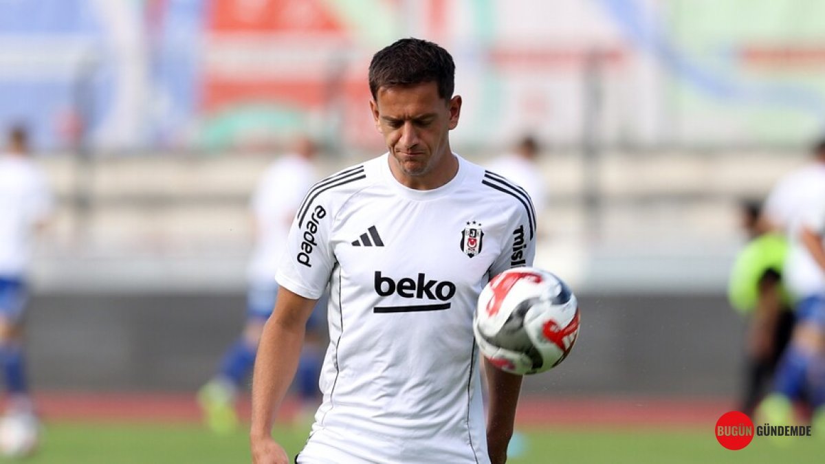 Beşiktaş'ta Yaprak Dökümü: İki Yıldızla Yollar Ayrıldı! Şaşırtan Vedalar Sona mı Eriyor?