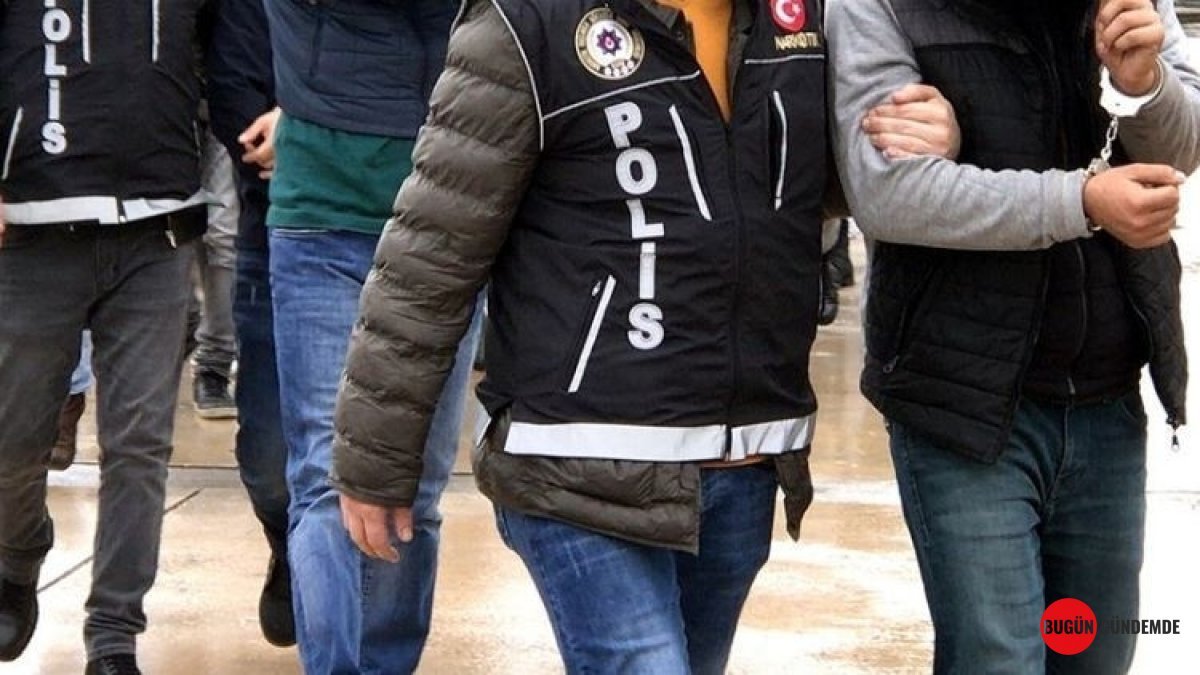 Uşak'tan Yükselen 'Rüşvet İtirafı' Manisa'ya Uzandı: İki Kilit İsim Cezaevini Boyladı!