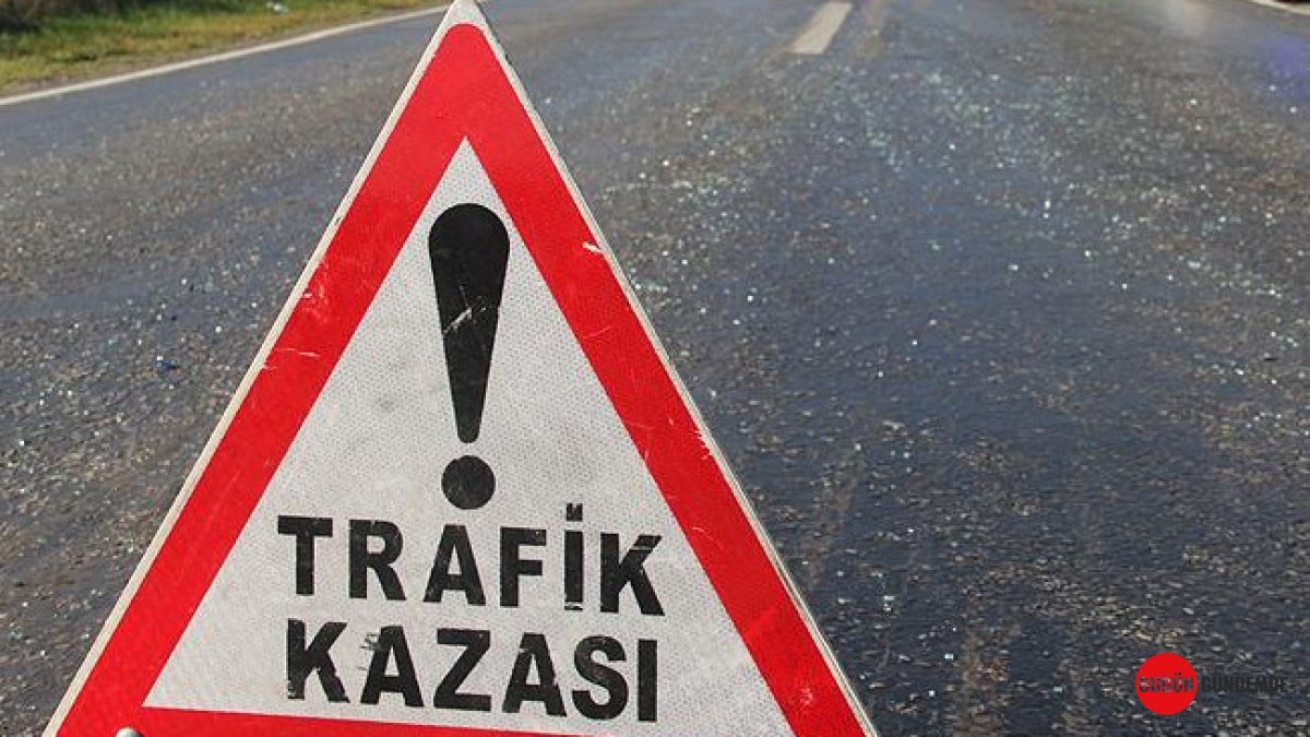 Ağrı'da Gecenin Karanlığında Dehşet! Park Halindeki Dev Yük Arabasına Dalan Otomobilin Sonucu Ağlattı: 2 Can Kaybı, 2 Ağır Yaralı