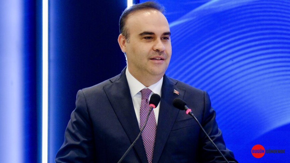 Nisan Ayında Yüksek Teknoloji Üretimi <strong>Uçuşa Geçti</strong>: Bakan Kacır'dan Sanayiye Güven Mesajı!