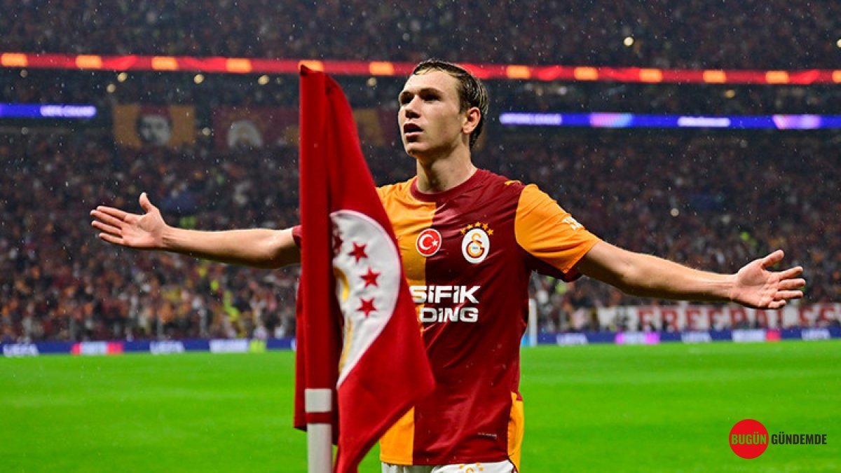 Galatasaray'ın Dev Maçta Sahne Alan Genç Yıldızı: Batrakov, Devler Sahnesinde İlk Kez Ağları Sarstı!