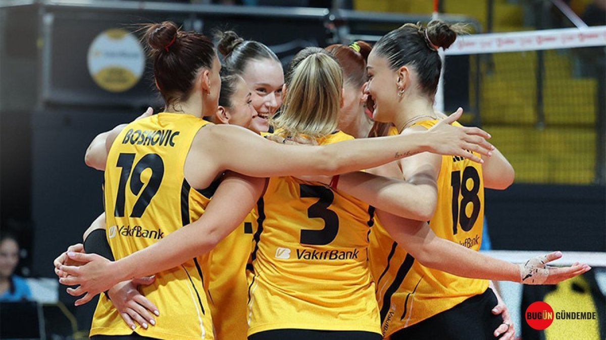 VakıfBank Sezona 'Şampiyonluk' Ruhuyla Başladı: Sultanlar Ligi'nde Açılış Zaferi Beşiktaş Karşısında!