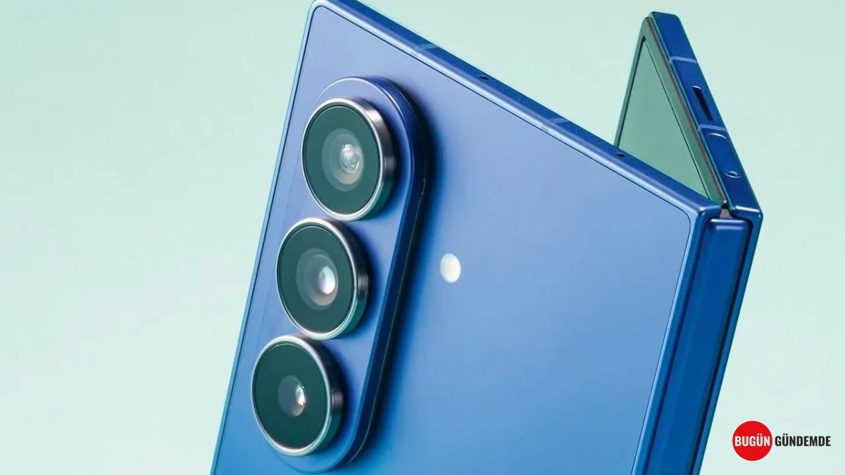 Katlanabilir Telefon ve Ultra Akıllı Saatten Büyük Haber! Samsung'un Yeni Yüzü Piyasaya Sürülecek Mi?