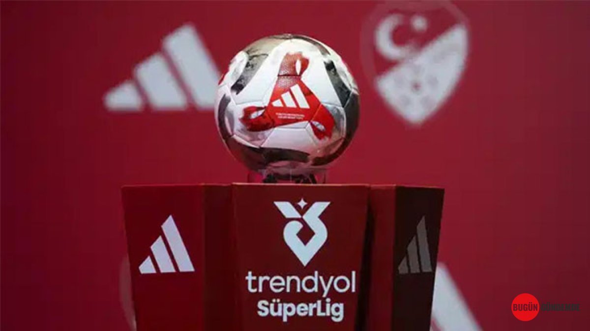 Süper Lig'de Devler Sahneye Çıkıyor: Sekizinci Hafta Nefesleri Kesecek!