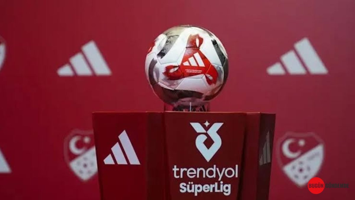 Süper Lig'de Cumartesi Günleri Sahne Alacak Rekabet: Puanlar Kimin Olacak?