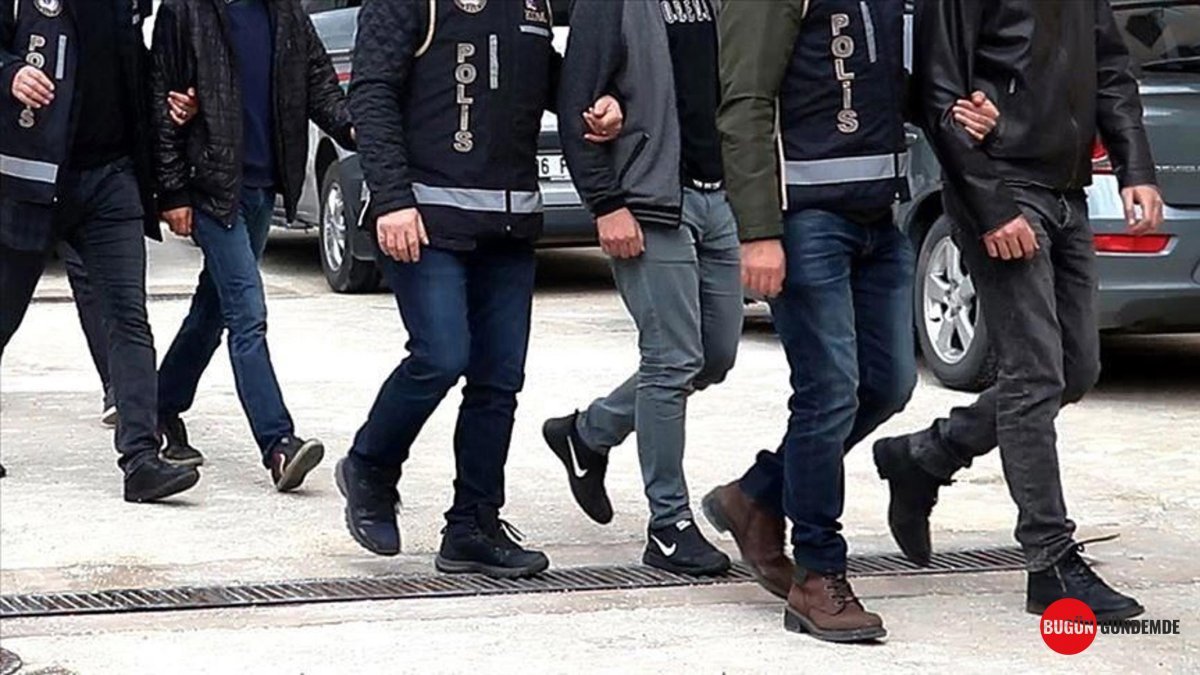 İstanbul'da 'Sokak Hakkı' Şebekesi Çökertildi: İş İnsanlarını Tehdit Eden 18 Kişi Organize Suç Örgütünden Yakalandı!