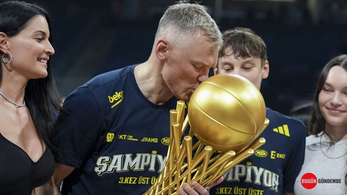 Şampiyonluk Coşkusu ve Dikkat Çeken Çağrı: Jasikevicius'tan Türk Basketboluna Tam Not, Avrupa'ya Kritik Mesaj!