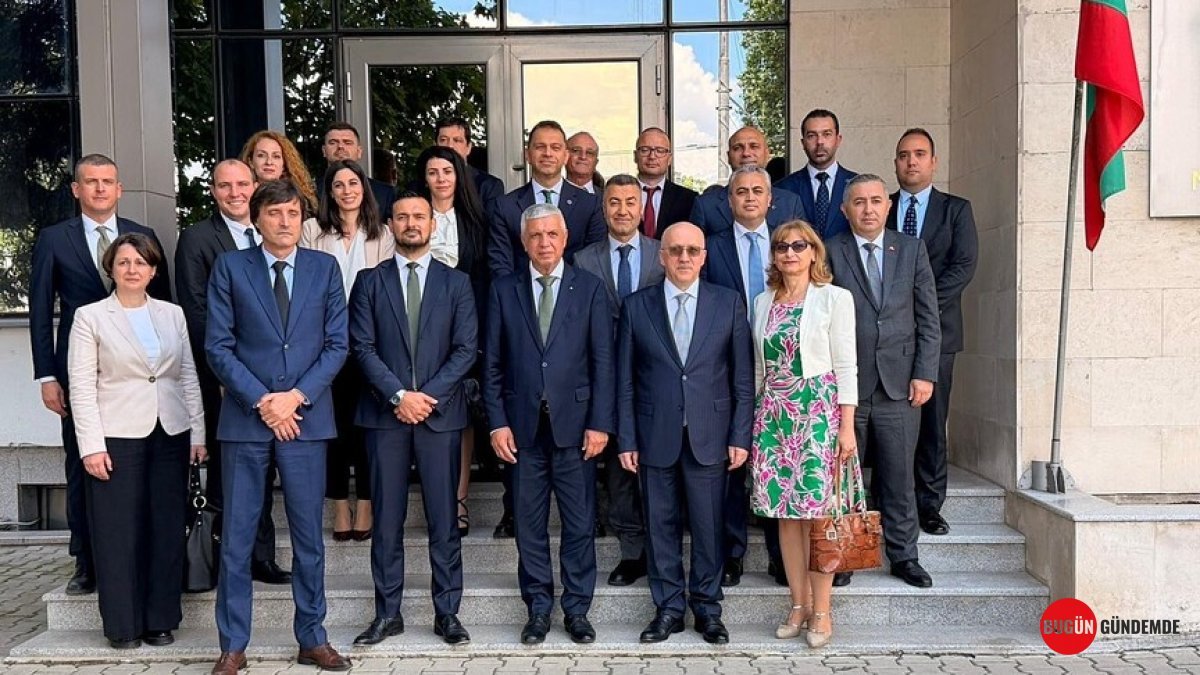 Yaz Sezonunda Sınır Kapılarında İğne Atılsa Yere Düşmeyecek! Türkiye ve Bulgaristan'dan Ortak Hamle Geliyor
