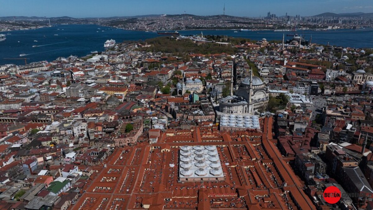 İmparatorlukların Kalbinde Gizlenen Tarih: İstanbul'un Gizemli Han ve Çarşıları Gün Yüzüne Çıkıyor!