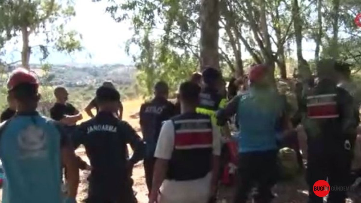 Aydın-İzmir Yolu Kan Kırmızıya Boyandı: Tur Otobüsü ve Midibüsün Korkunç Kazası Can Aldı, Yaralılar Var!