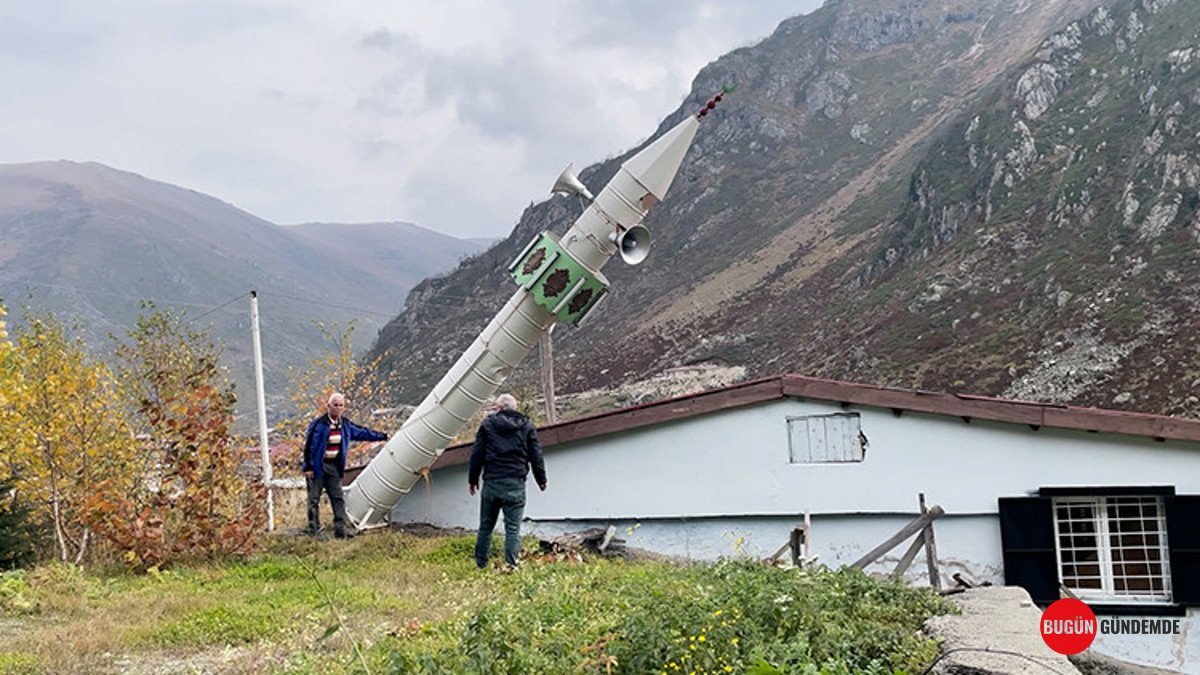 Kar Zirvelerinden Gelen Tehlikeyi Dizginlediler: Rize'de Minareyi Yerle Bir Eden Gelenek Şaşırttı!