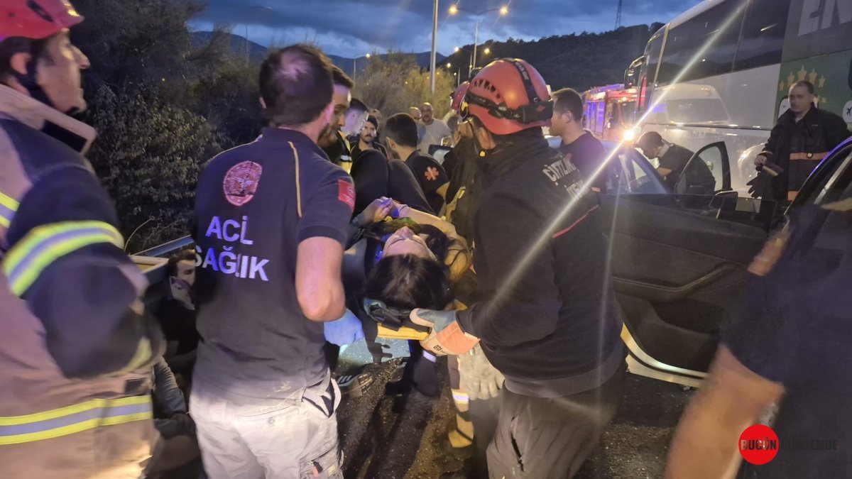 İstanbul-İzmir Otoyolu Kan Gününe Döndü: Gece Yarısı Kabusu 11 Canı Vurdu!