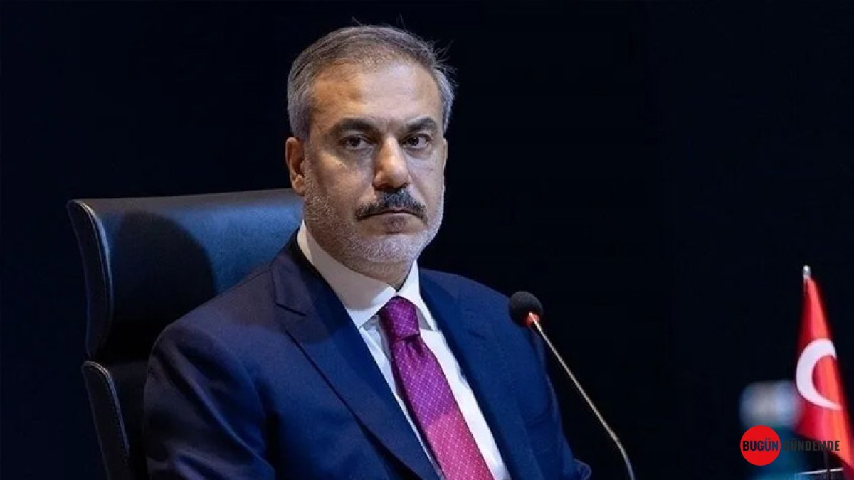 Hakan Fidan'dan Ukrayna Çıkarması: Zelenski İle Masada Neler Konuşulacak? Kritik Ziyaretin Perde Arkası!