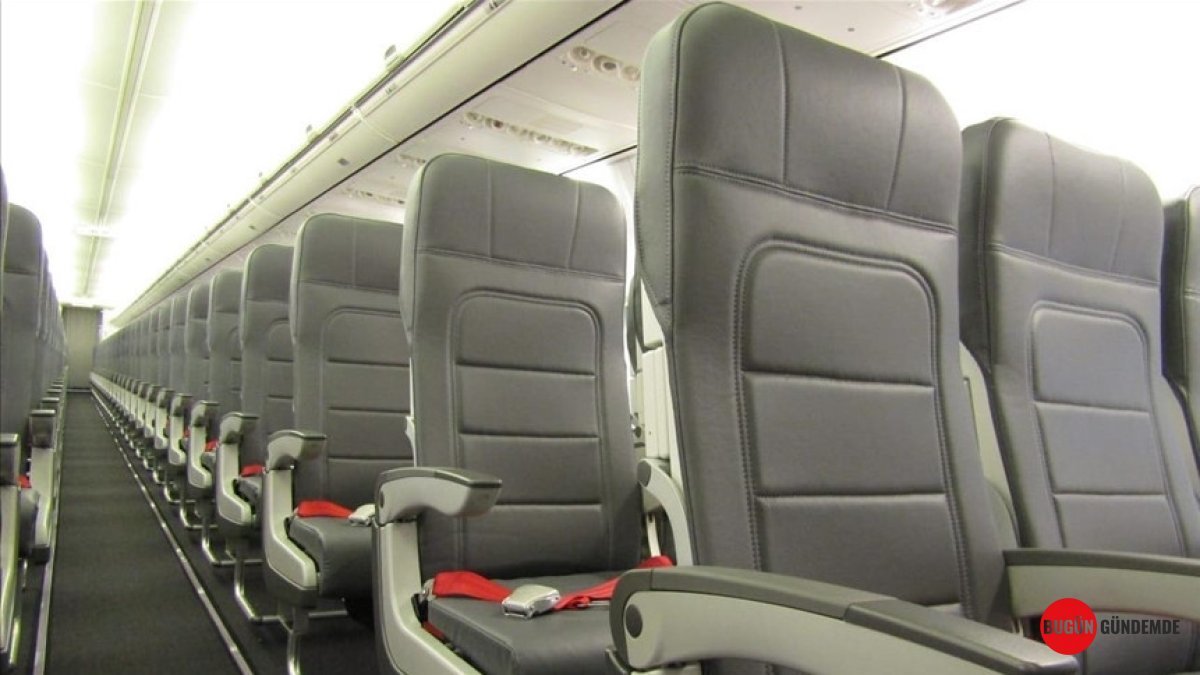 Ryanair'dan 'Aile Koltuğu'na Mecburi Ücret: Veliler Mahkemede Hesap Soruyor!