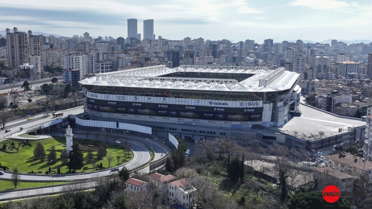 Kadıköy'ün Yenilmezlik Sırrı Ortaya Çıkıyor: Fenerbahçe'nin Tarihi Ev Sahibi Performansı Şampiyonluk Getirecek mi?