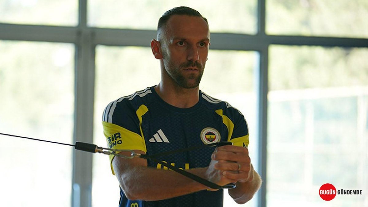 Fenerbahçe'nin Gol Makinesinde ŞOK Gelişme! Sahalar Milan Baros Gibi Boş Kalacak: En Az 1 Ay Yok!