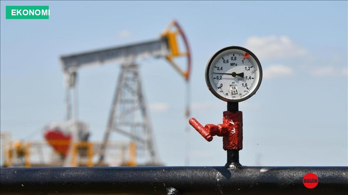 Petrol Fiyatlarında ŞOK Düşüş: ABD-İran Gerilimi Sona mı Eriyor? Varil Fiyatları Tarih Veriyor!