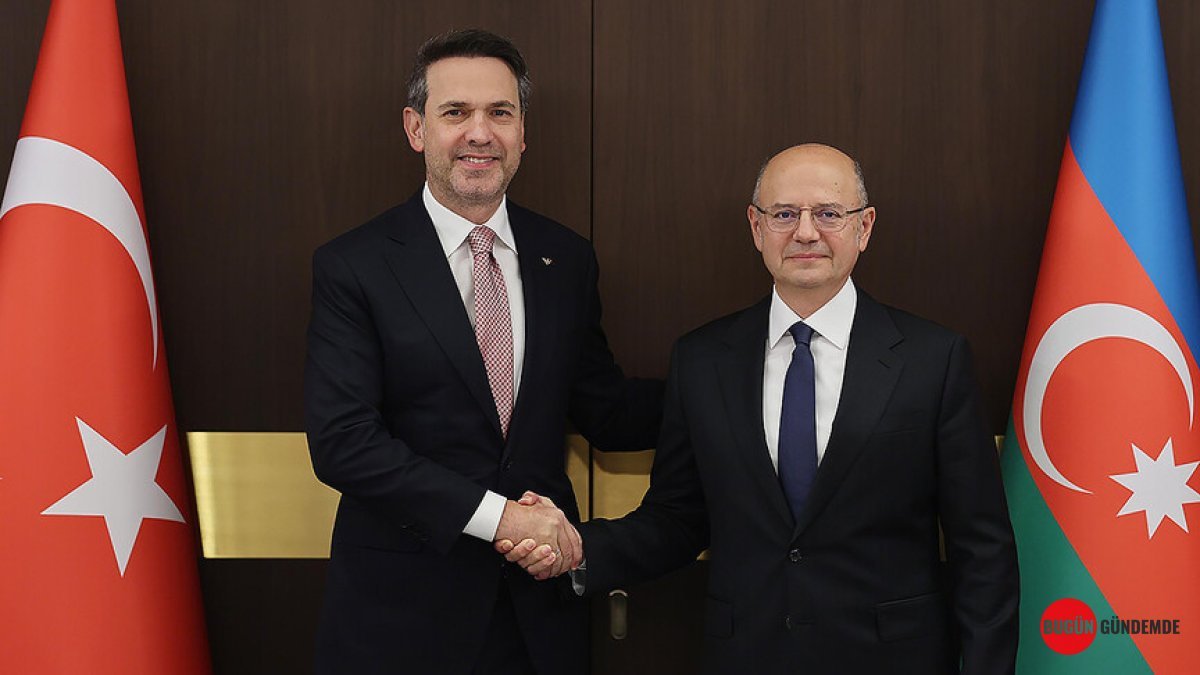 Türkiye-Azerbaycan Enerji Hattında Dev Atılım: Bayraktar'dan Yeni Hedefler Açıklaması