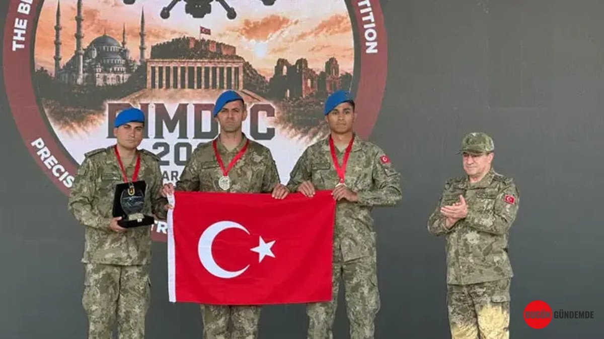 Türk Kahramanları Göklere Hakim Oldu! Kara Kuvvetleri Dron Yarışmasında Dünya Birincisi!