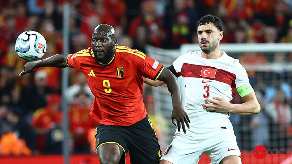 Lukaku'dan Fenerbahçe'ye Geri Dönüş Sinyali: 'Yerimi Kazanmak İçin Mücadele Edeceğim!'
