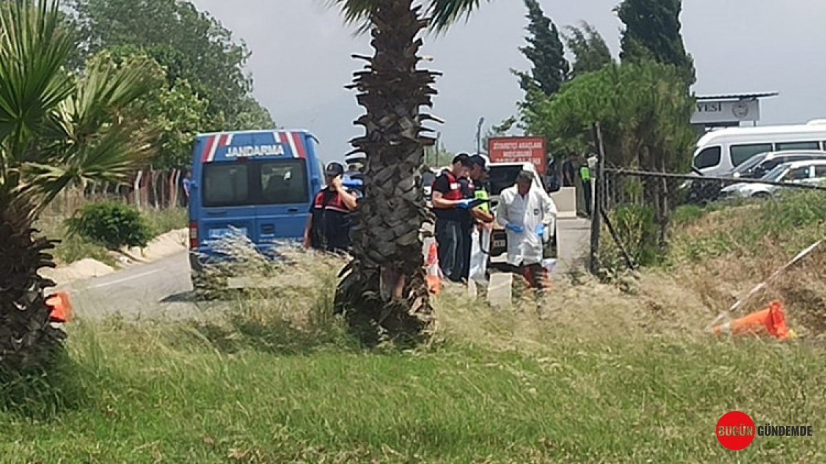 Cezaevi Otoparkında Kanlı Hesaplaşma: Tüfekler, Tabancalar Konuştu, 2 Kişi Ağır Yaralandı!