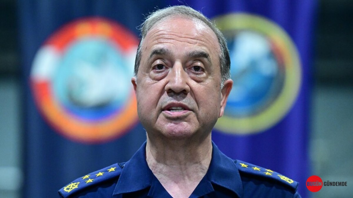 Oramiral Tatlıoğlu Açıkladı: Denizlerdeki Stratejik Gelişmeler Türkiye'nin Güçlü Donanma Hedefini Neden Teşvik Ediyor?