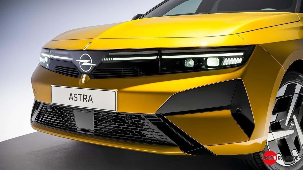 2026 Opel Astra Makyajla Yeniden Doğdu: Dizel Otomatik ve Yenilikler Geldi, Peki 'PureTech' Kabusu Bitti Mi?