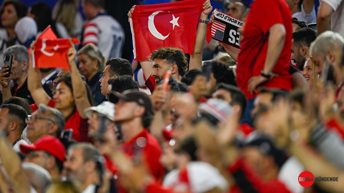 Dünya Kupası'nda Tarihi An: 2026 Rekoru Kırıldı! Tribünler Doldu Taştı