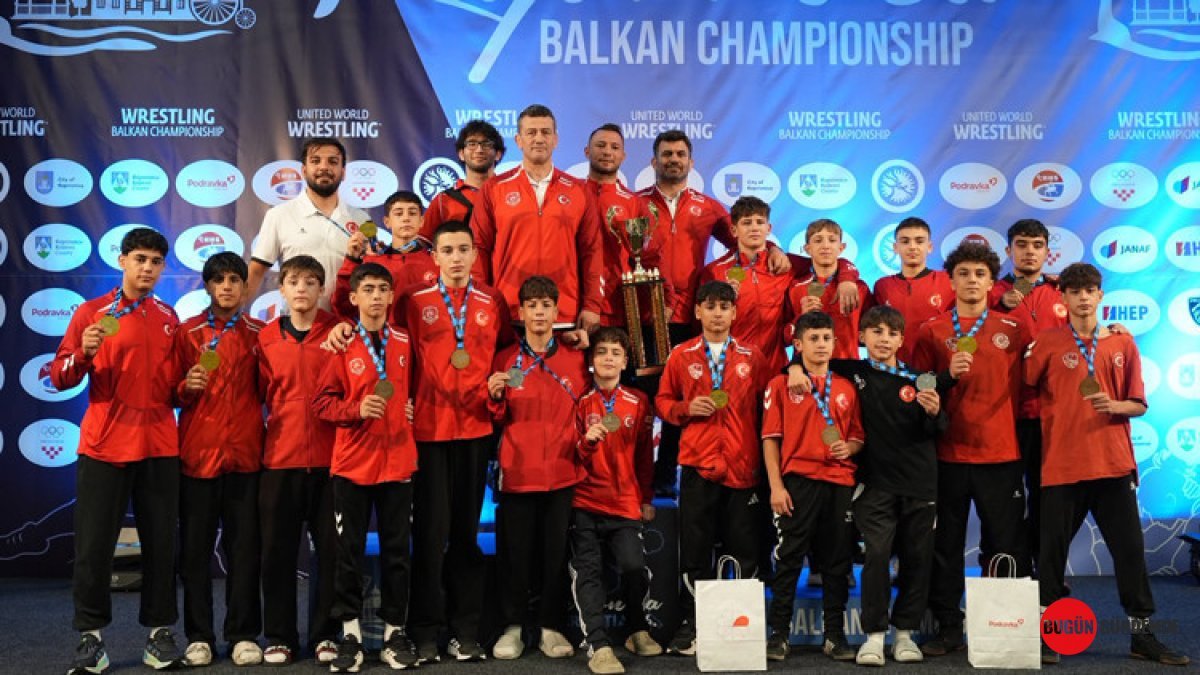 15 Yaş Altı Milli Güreşçiler Balkanları Fethetti: Hırvatistan'da 45 Madalyayla Tarih Yazdılar!