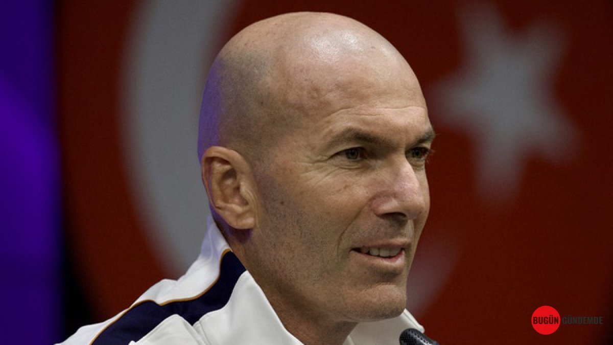 Zidane'dan A Milli Takım Açıklaması: 'Beklenmedik Bir Durumla Karşı Karşıyayız, Sahada Savaşacağız!'