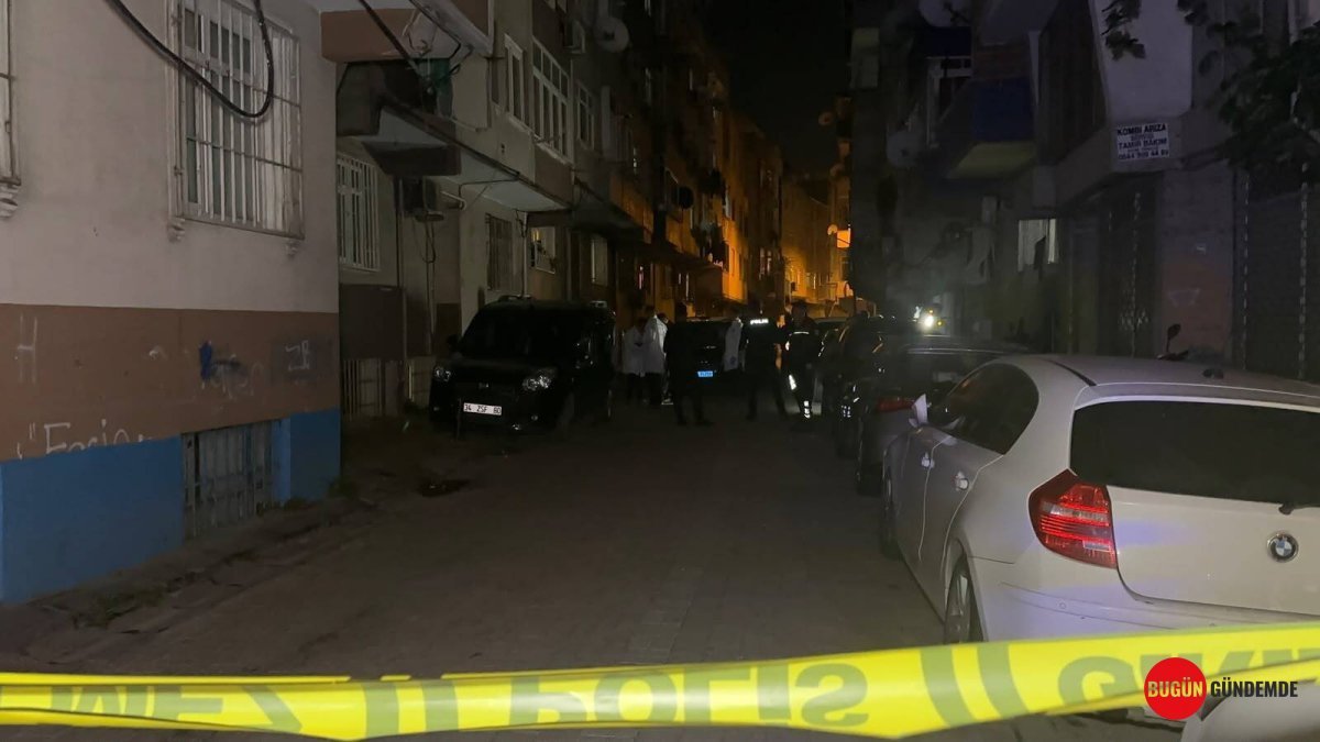 Zeytinburnu'nda Nefes Kesen Operasyon: Polise Silah Çeken Şüpheli Bacağından Vurulup Yakalandı! Olay Yerinde Neler Oldu?