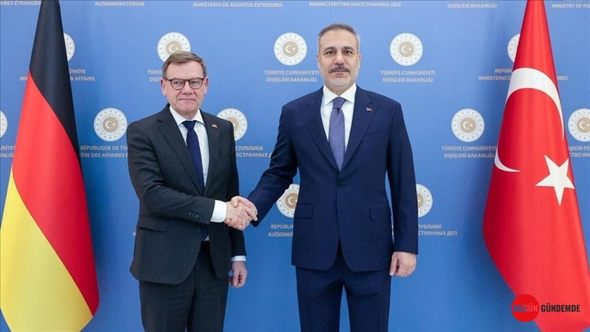 Türkiye ve Almanya'dan Kritik Diplomatik Hamle: Fidan ve Wadephul Telefonda Ele Aldı!