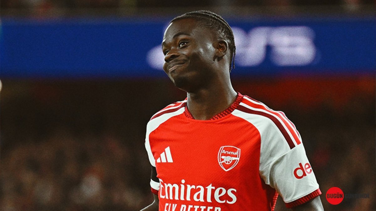 Arsenal'de Yılın Şoku! Yıldız Oyuncu Saka, Bayern Maçında Sahadan Böyle Ayrıldı: Arteta'dan Acı Haber Geldi!