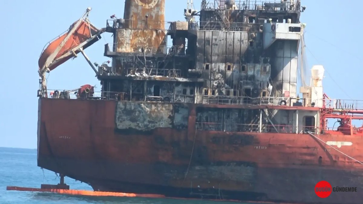 Karadeniz'de Kan Donduran Anlar: Saldırıya Uğrayan Dev Tanker Samsun Kıyılarında Tehlike Saçıyor!